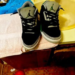 Jordan 3 Pine Greens